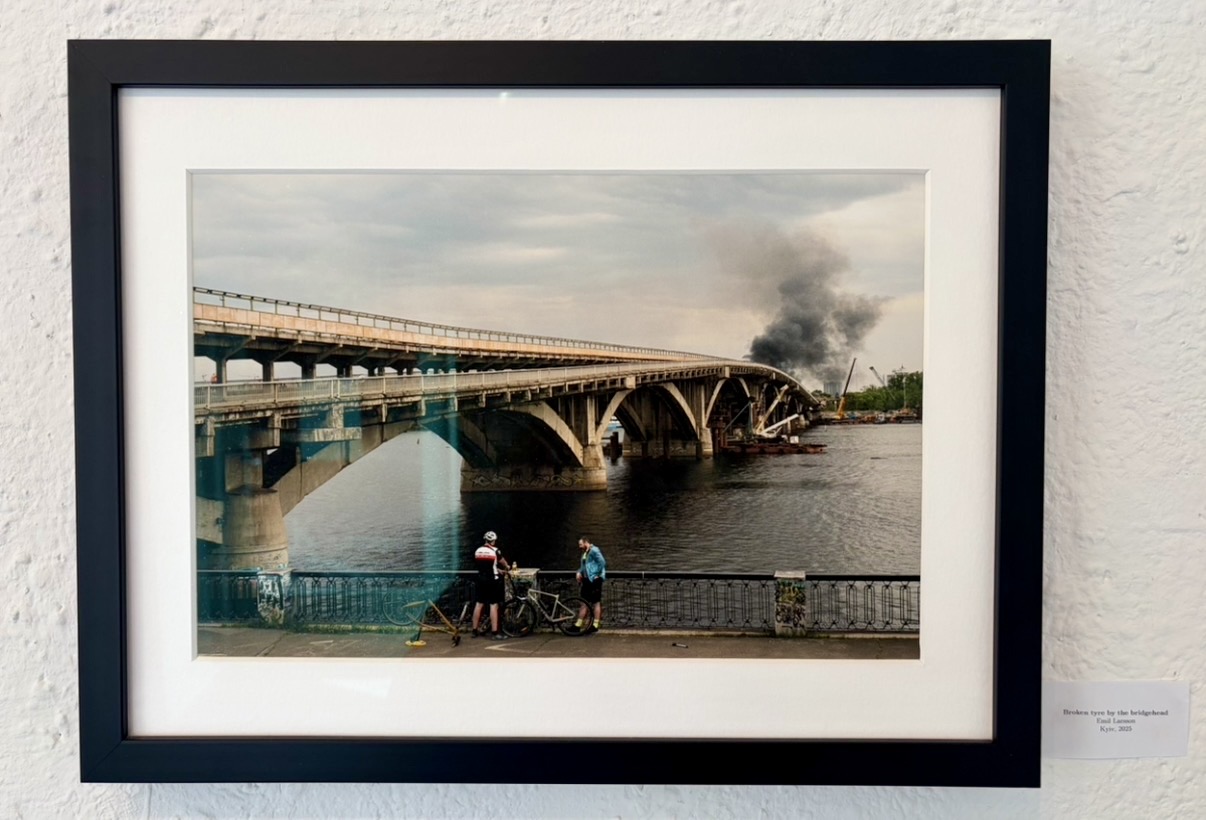 "Broken tyre by the bridgehead", 2025